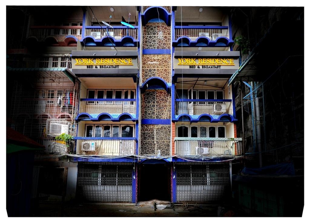 York Residence Yangon Bagian luar foto