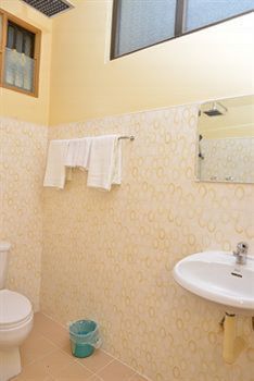 York Residence Yangon Bagian luar foto